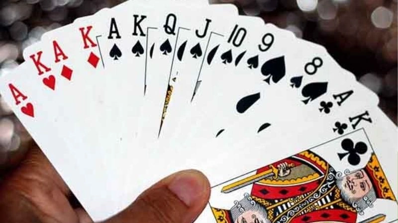 Luật đánh bài Tiến lên cơ bản